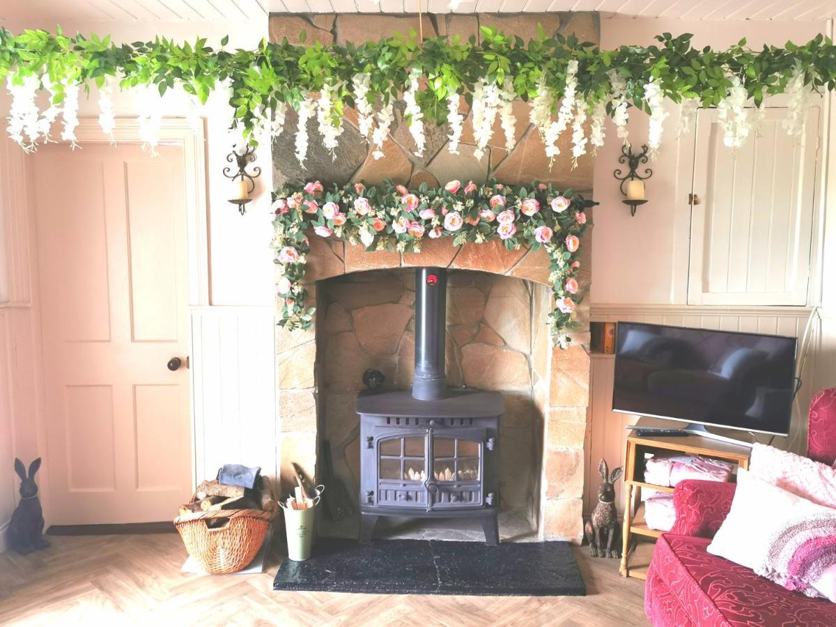New Listing - Ladybird Cottage - Donegal - Wild Atlantic Way Donegal Town Kültér fotó